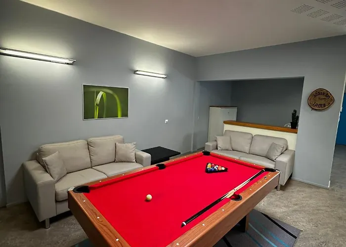 بيت شباب Jaeaeskaen Loma Antin Tupa *